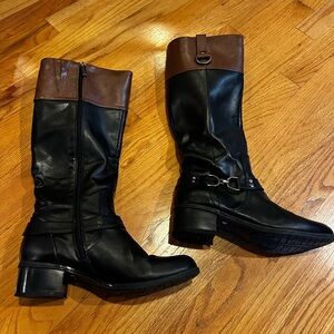 Bandolino Black & Brown Boots - Size 7.5